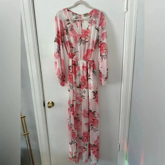 Show Me Your MuMu Jocelyn Maxi Blossom Blush Dress. - Picture 8 of 8